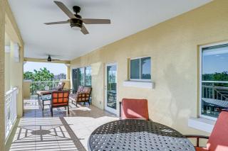 Steps to Siesta Key Beach Condo with Pool and Hot Tub - Sarasota - 6