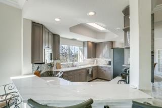 Steps to Siesta Key Beach Condo with Pool and Hot Tub - Sarasota - 4