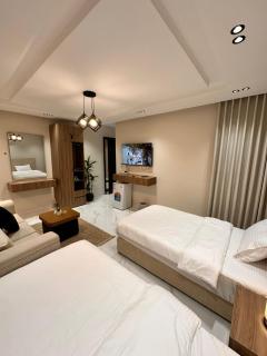 شقق واستديوهات SiS - 1