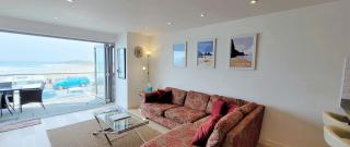 4 Fistral Beach Apartments, Newquay, TR7 1FR - Crantock - 2