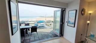 4 Fistral Beach Apartments, Newquay, TR7 1FR - 8