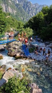 Guest House Waterfall Theth - Shkodër - 5
