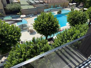 Hotel Paris Resort - 6