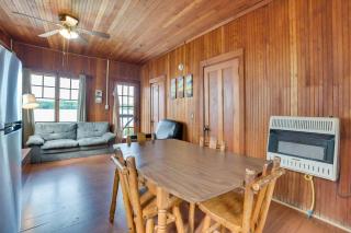 Sandy Beach and Sunset Views Cedarville Cabin! - Cedarville - 7