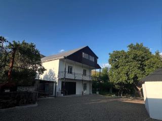Karayans Resort - Arjut - 9