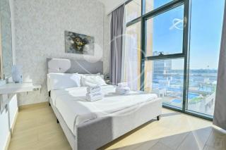 Modern Cozy 1BR Retreat Azizi Riviera Dubai - 0