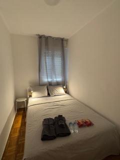 Habitación privada con baño compartido - Jerez de la Frontera - 0