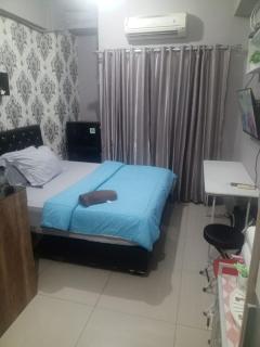 Apartement green pramuka 2br suite room - Giacarta - 9