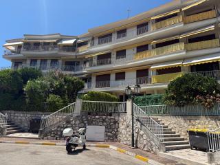 Studio calme à deux pas de la mer avec jardin et parking privé - 9