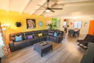 Colorful Resort-Feeling Condo - Palm Springs - 0