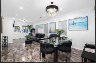 LUXURY VILLA Estate Oasis - 0