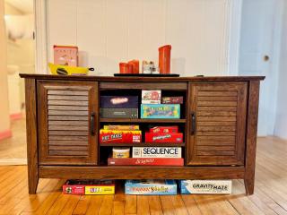 2BR Pet Friendly Gem with Garden - Burlington - 3