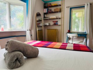 2BR Pet Friendly Gem with Garden - Burlington - 1