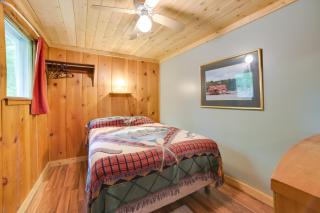 Dock and Beach Access Lake Huron Home in Cedarville - Cedarville - 3