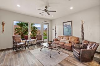 4098 Coral Ridge The 19th Hole in Coral Ridge, Near Golf Course, Firepit, Poker Set, Heated Pool - 3
