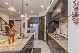 4098 Coral Ridge The 19th Hole in Coral Ridge, Near Golf Course, Firepit, Poker Set, Heated Pool - 2