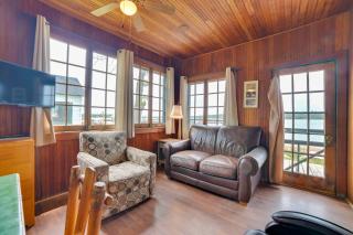 Pet-Friendly Cabin with Deck in Les Cheneaux Islands - Cedarville - 7