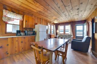 Cabin on Lake Huron in Les Cheneaux Islands! - Cedarville - 6