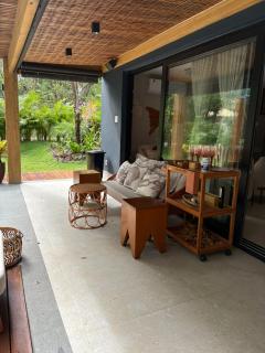 Refúgio com Pé na Areia - 1