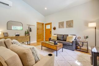 Deck, Hot Tub and Views Sleek Getaway in Index! - 7