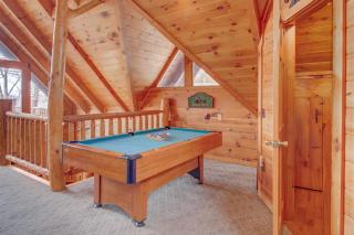 Pet- friendly Bear Bottoms - Beautiful views and free tickets to Dollywood, etc! - 6