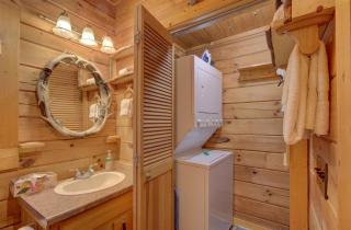 Pet- friendly Bear Bottoms - Beautiful views and free tickets to Dollywood, etc! - 1
