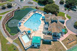 Holiday House - Corolla - 8