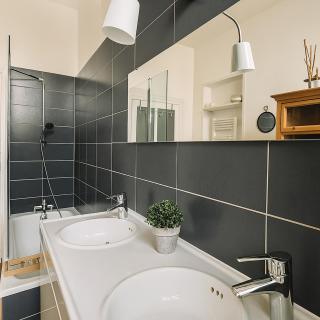 Élégante maison de charme 5 chambres et jardin - 1