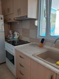 Two-Bedroom Apartment with a Big Balcony - Ofrinion - 3
