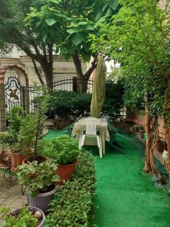 Two-Bedroom Apartment with a Big Balcony - Ofrinion - 6