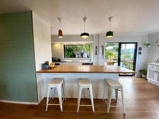 Family home - stunning sea views! - 1