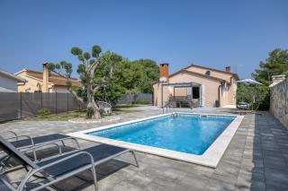 Romantic Studio Apartment with Private Pool - Kanfanar - 8
