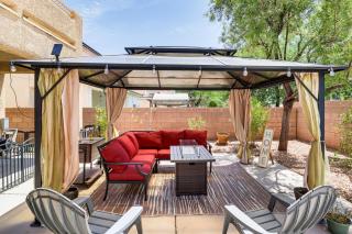 North Las Vegas Home with Hot Tub - 14 Mi to Strip! - Las Vegas - 0