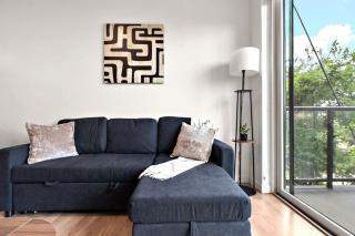 W322 Cozy Luxury 1Bedroom Condo In Downtown Minneapolis, Minutes From Minneapolis Convention Center & US Bank Arena - 0