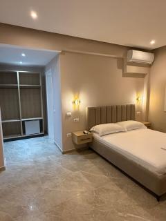 Kanaj Rooms and Apartments - Vlora - 1