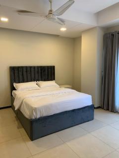 2 Bed Fully Furnished Apartment - Islamabad - 7