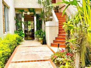 Villa Teale Serene Dorado Escape - 5