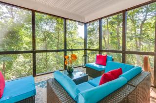 Golf and Hike Home with Resort Perks in Hedgesville - Hedgesville - 9