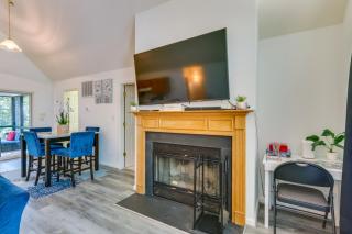 Golf and Hike Home with Resort Perks in Hedgesville - Hedgesville - 4