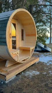 Bee's Luxury BeachHouse - Hot tub Sauna Playground & Game room - Kawartha Lakes - 4