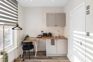 Cosy Gem next North Mid Hospital & Hotspur Stadium - Londra - 6