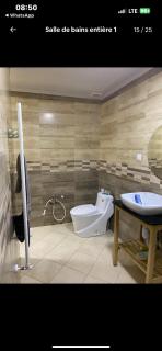 Magnifique villa de 400m2 habitable avec piscine privée et sans vis à vis - - 1