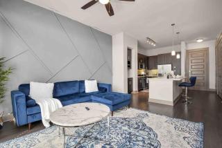 Downtown Elegance Upscale Houston King Retreat - Houston - 0