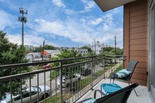 Downtown Elegance Upscale Houston King Retreat - Houston - 2