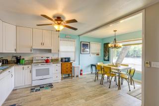 Dock and Screened Porch Suwannee River Retreat! - 4