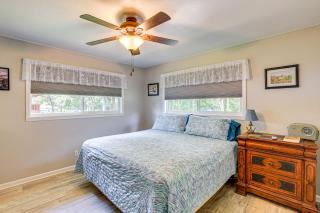 Dock and Screened Porch Suwannee River Retreat! - Old Town - 2