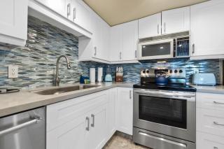 New Listing, Lovely, Quiet, 1 minute to Kam2 beach, King bed, Pool, Wifi, WD - Wailea - 8