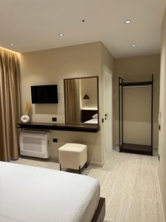 Aquarelle Boutique Hotel - Ksamil - 3