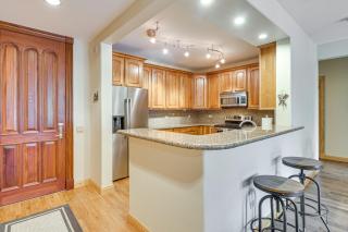 2 Mi to Angel Fire Resort Luxury Condo with Balcony - Angel Fire - 2