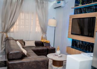 Azure Villa Suites Apart Hotel - Limbe - 5